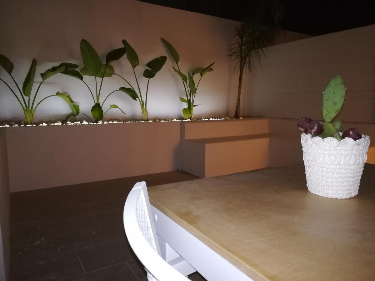 B&B Suites Via Del Mare Presicce Exterior foto